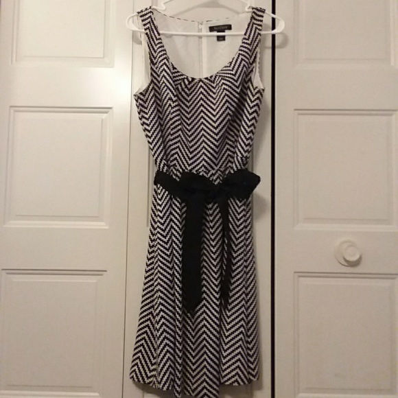 White House Black Market Dress - Picture 1 of 6